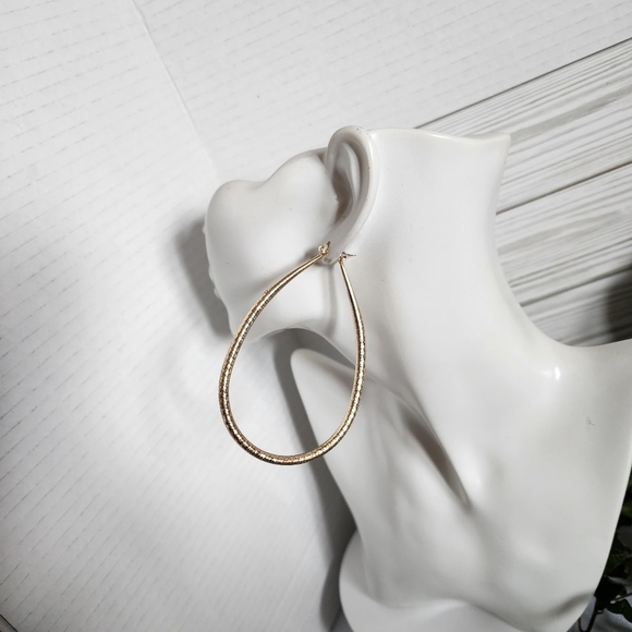 Large Gold Teardrop Hoop Earrings - Picture 5 of 8